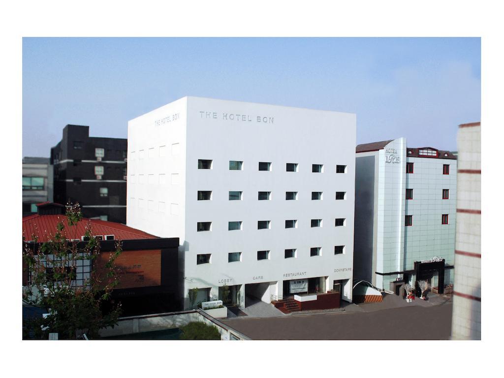 The Hotel Bon Suwon Exterior photo