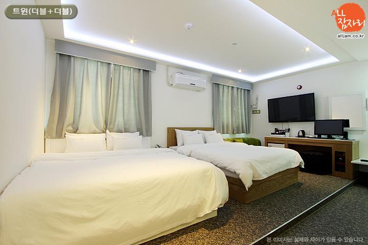 The Hotel Bon Suwon Room photo